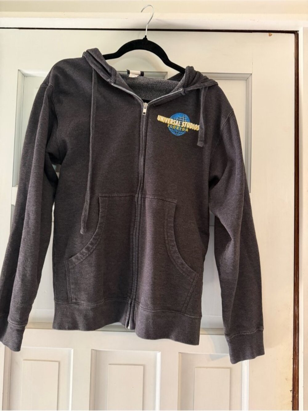 Universal Studios Black Logo Tag Sweatshirt